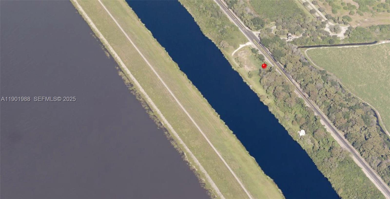 THE WATERWAY - Land