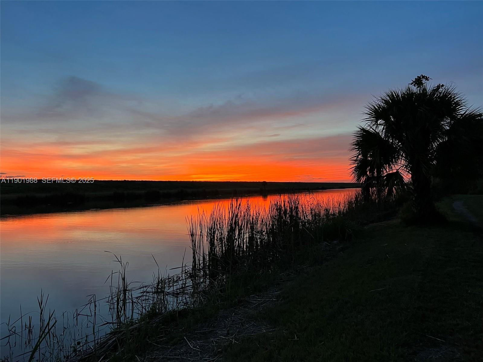 THE WATERWAY - Land