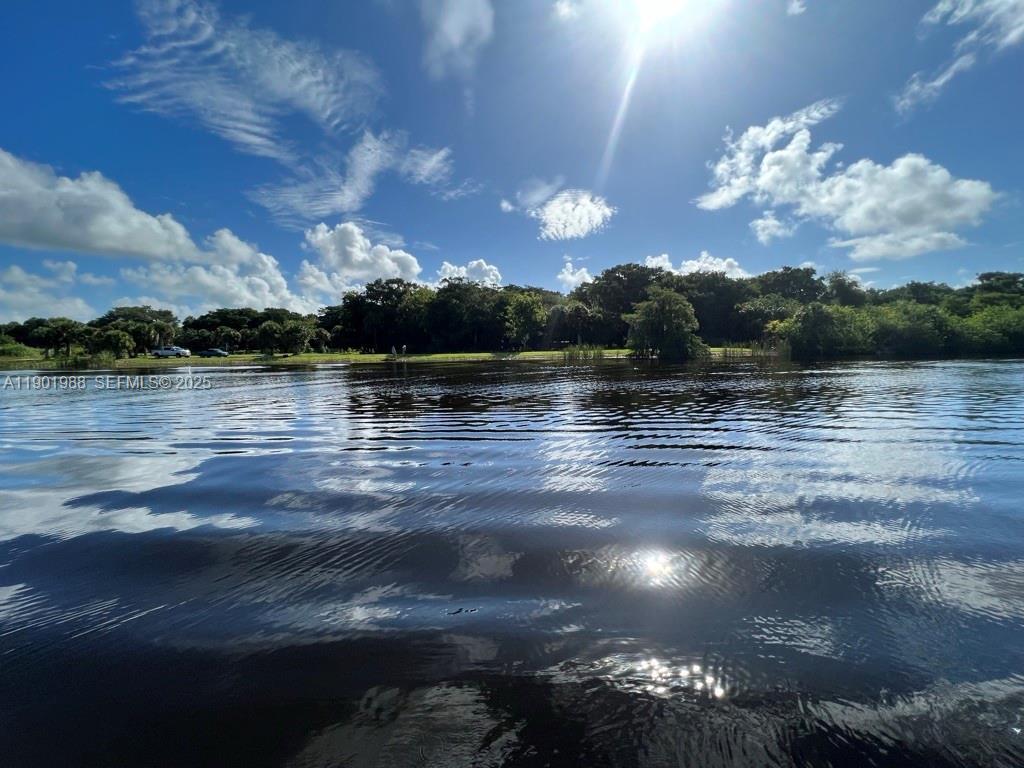 THE WATERWAY - Land