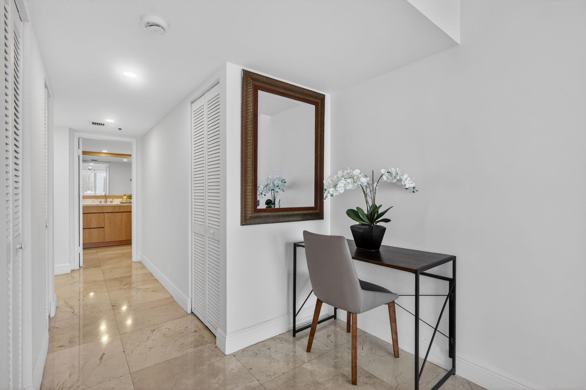 VENETIA CONDO - Residential