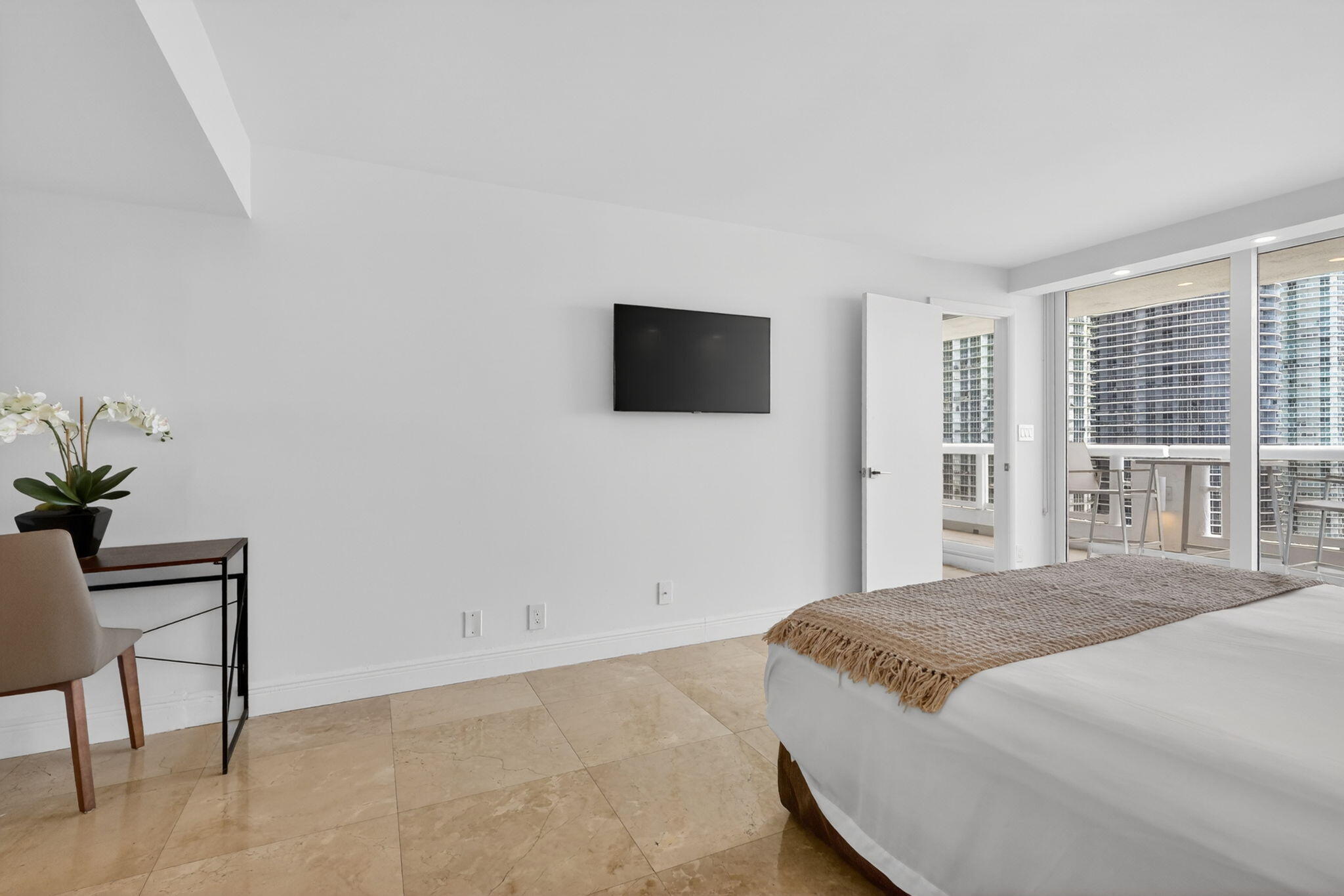 VENETIA CONDO - Residential