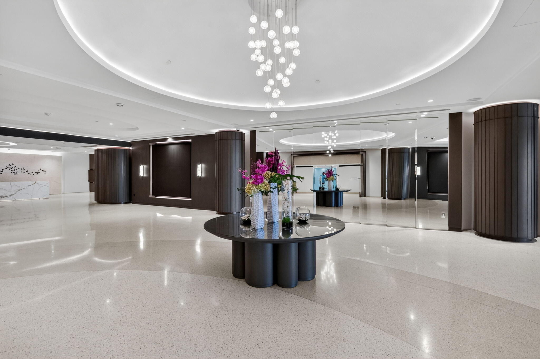 VENETIA CONDO - Residential