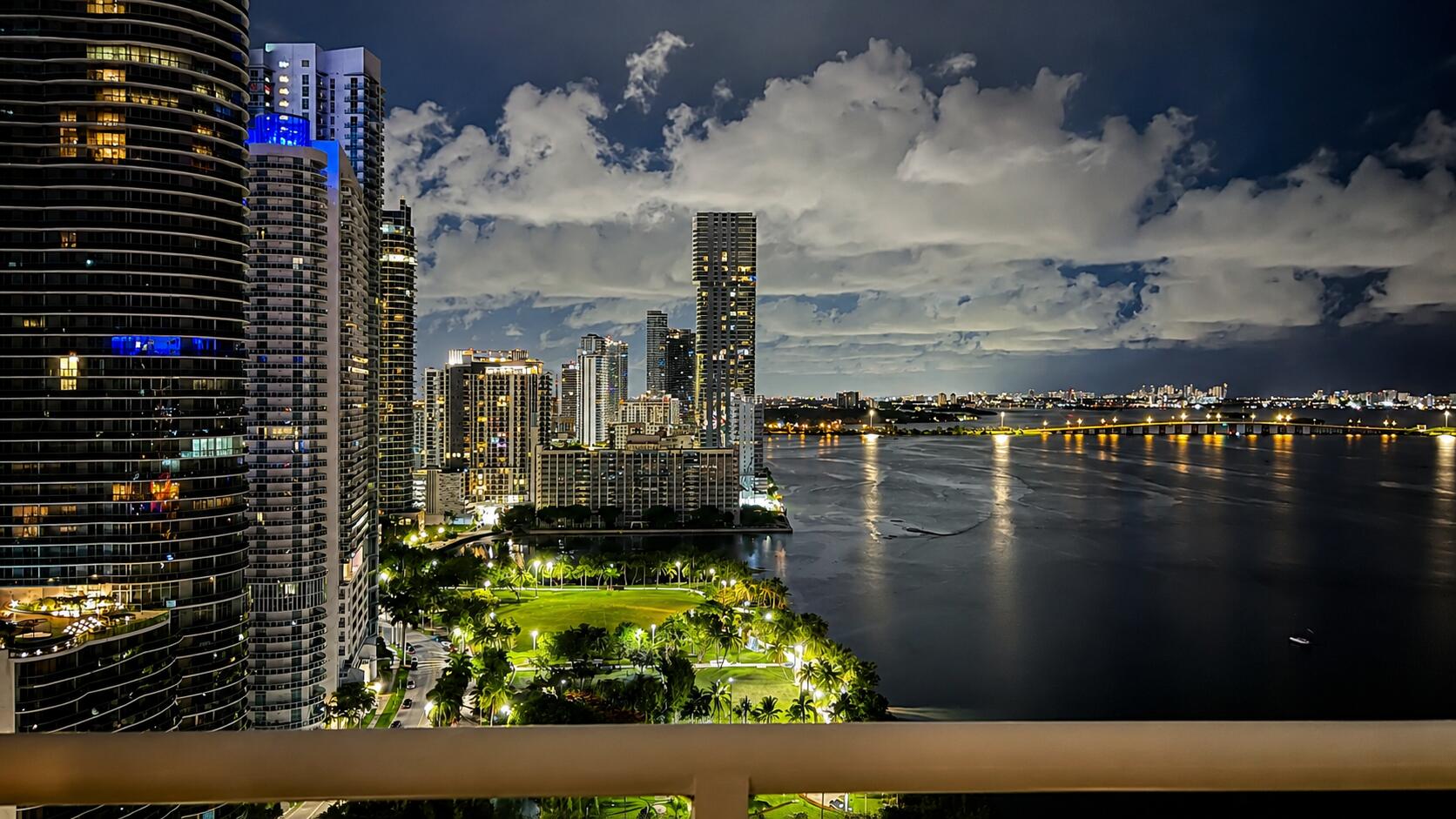 VENETIA CONDO - Residential