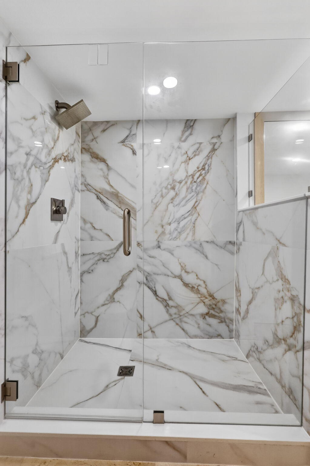 VENETIA CONDO - Residential