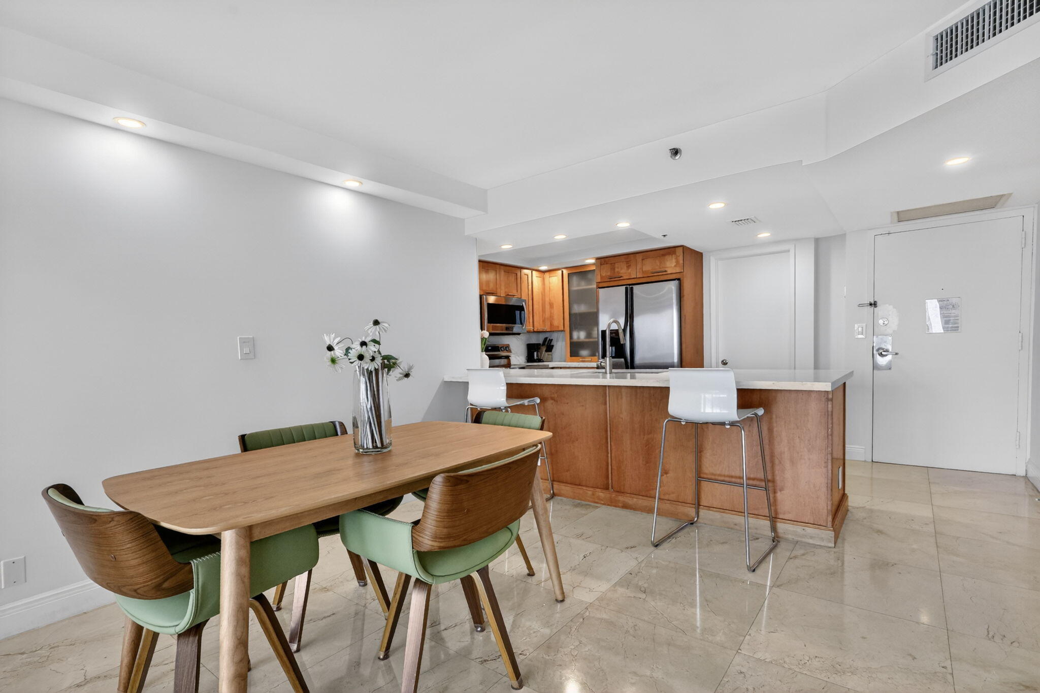 VENETIA CONDO - Residential