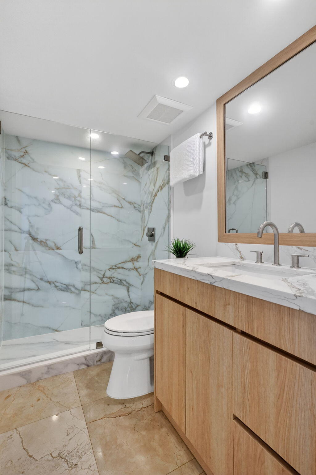 VENETIA CONDO - Residential