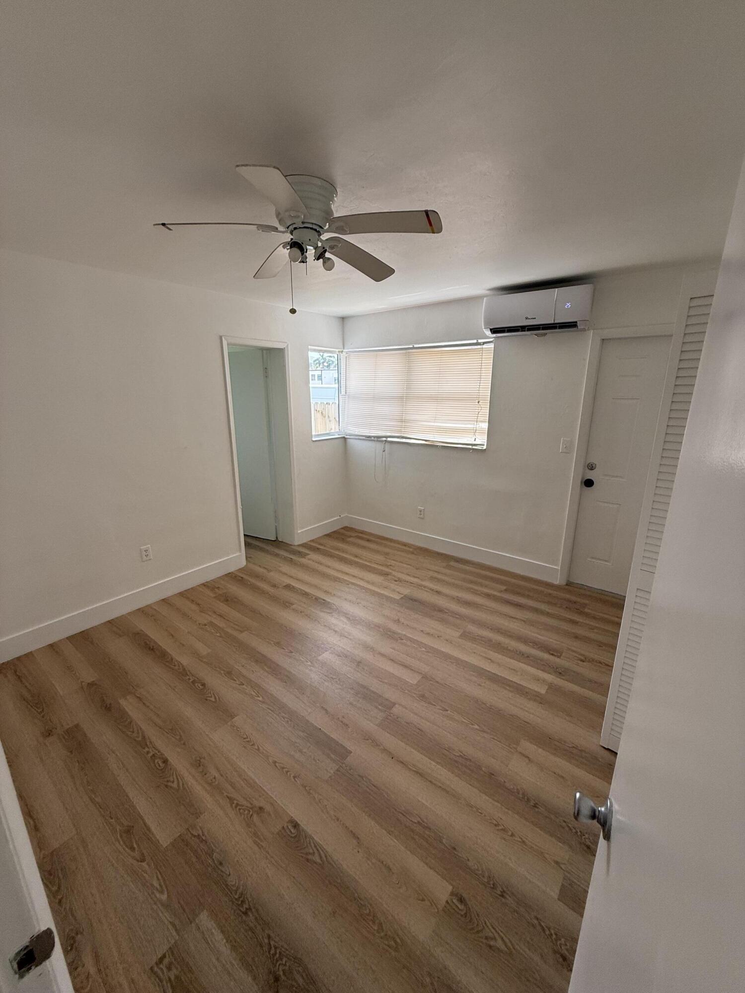 LAUDER GATE ISLES - Residential Lease
