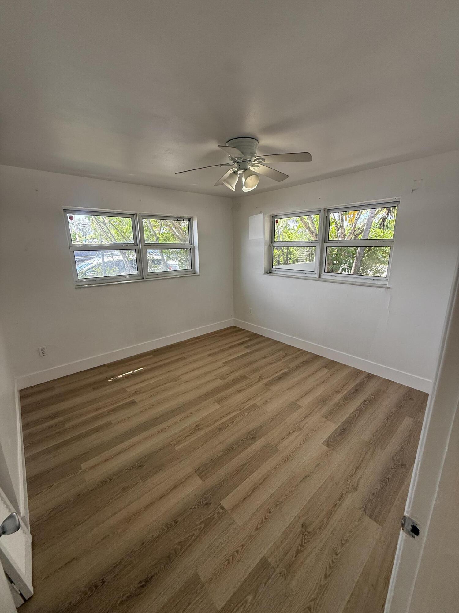 LAUDER GATE ISLES - Residential Lease