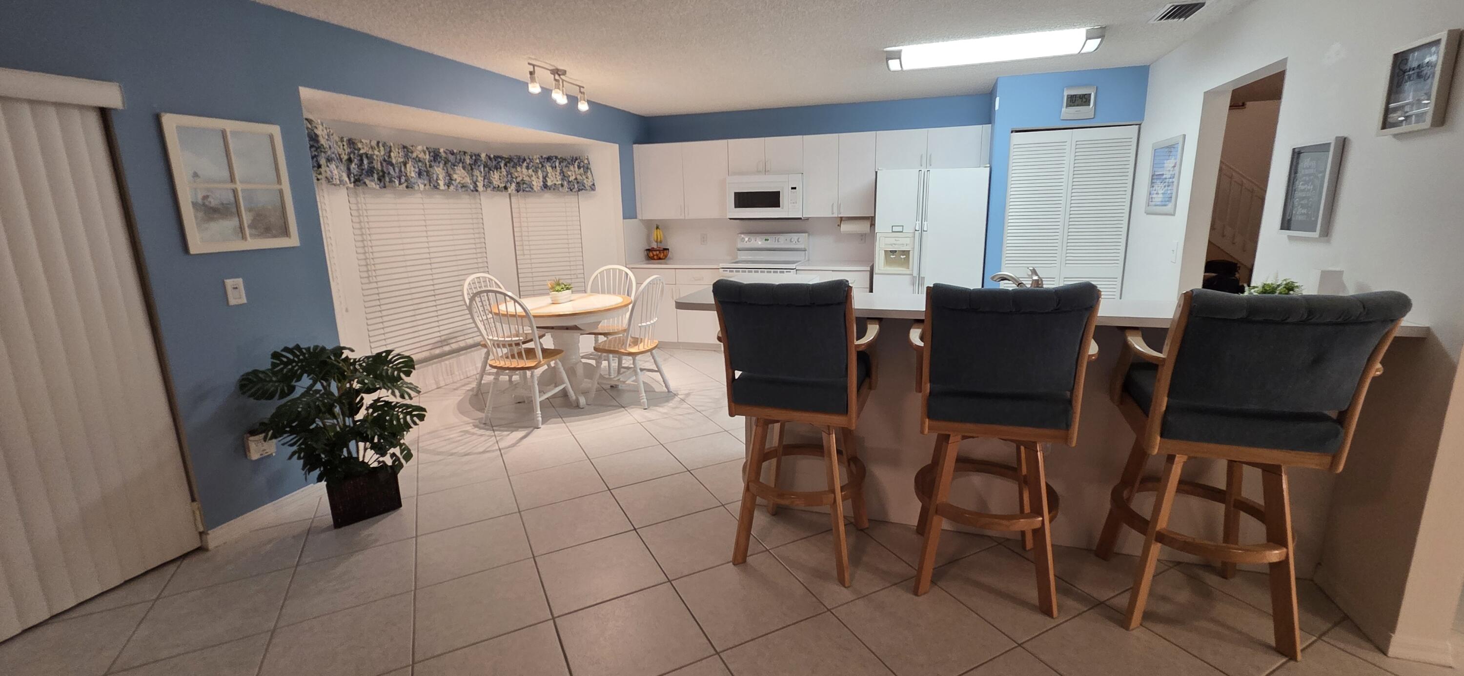 COQUINA LAKES - Residential