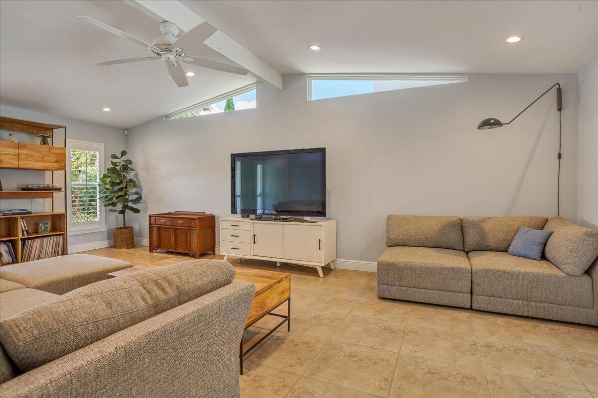 PALM BEACH FARMS CO 10 - Residential Lease