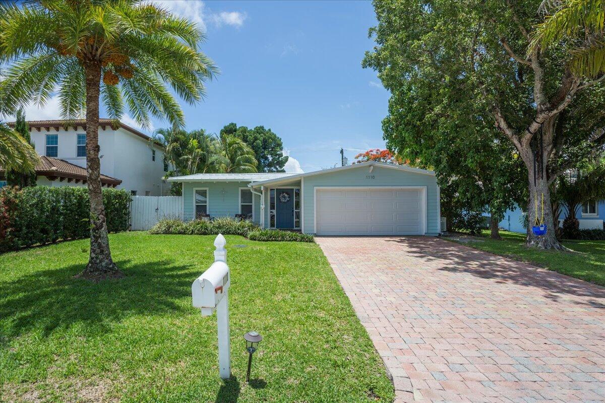 PALM BEACH FARMS CO 10 - Residential Lease