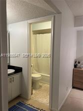 LAGO DEL REY CONDO - Residential