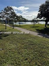 LAGO DEL REY CONDO - Residential
