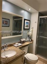 LAGO DEL REY CONDO - Residential