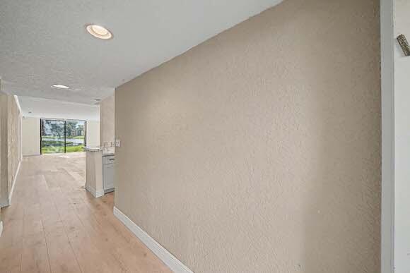 WATERSEDGE AT LAKES OF DELRAY CONDO A THRU H DE - Residential