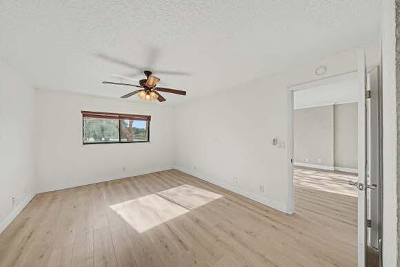WATERSEDGE AT LAKES OF DELRAY CONDO A THRU H DE - Residential