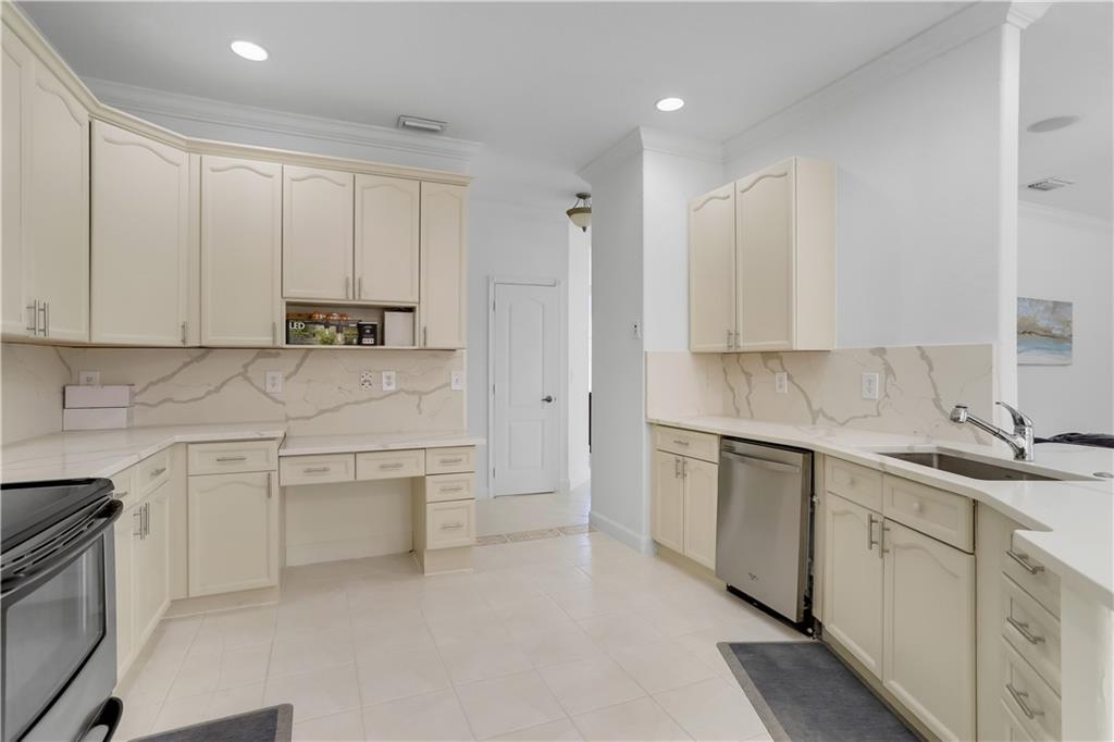 Acreage & Unrec - Residential