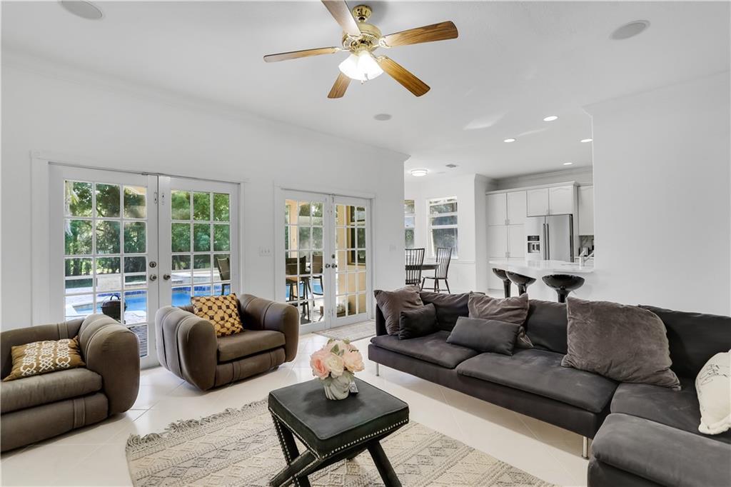 Acreage & Unrec - Residential