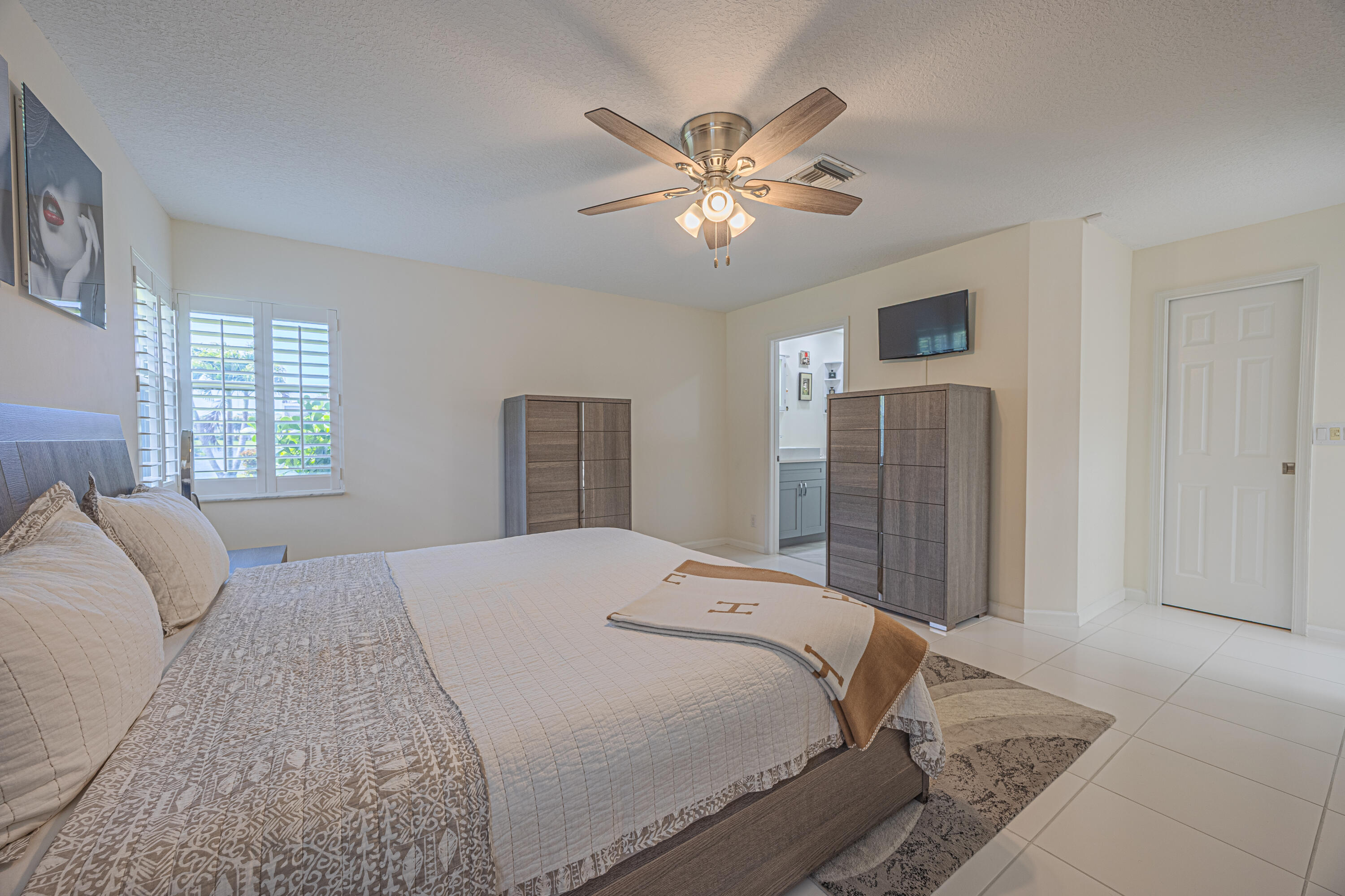 PALM ISLES I, II AND III CONDOS - Residential