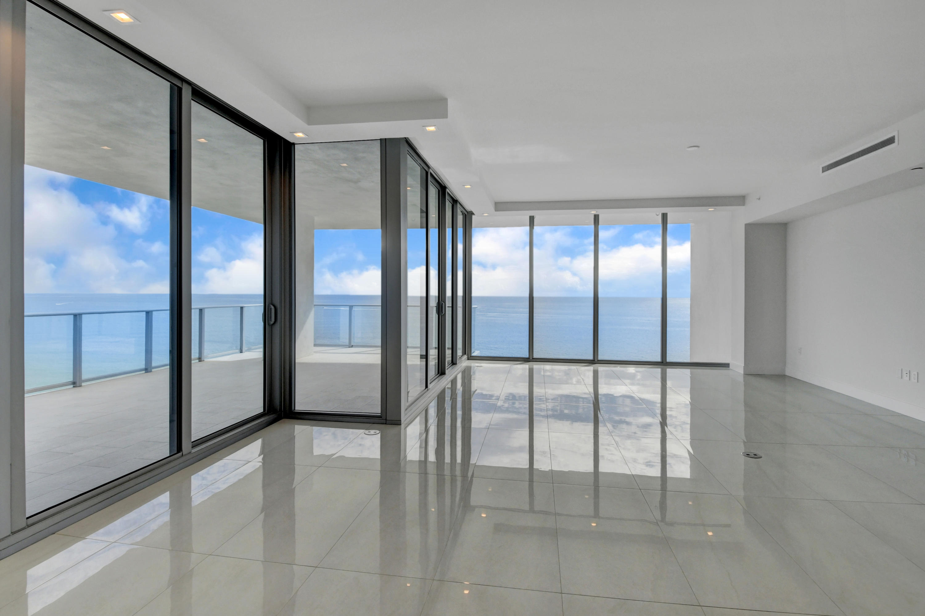 5000 NORTH OCEAN - Residential
