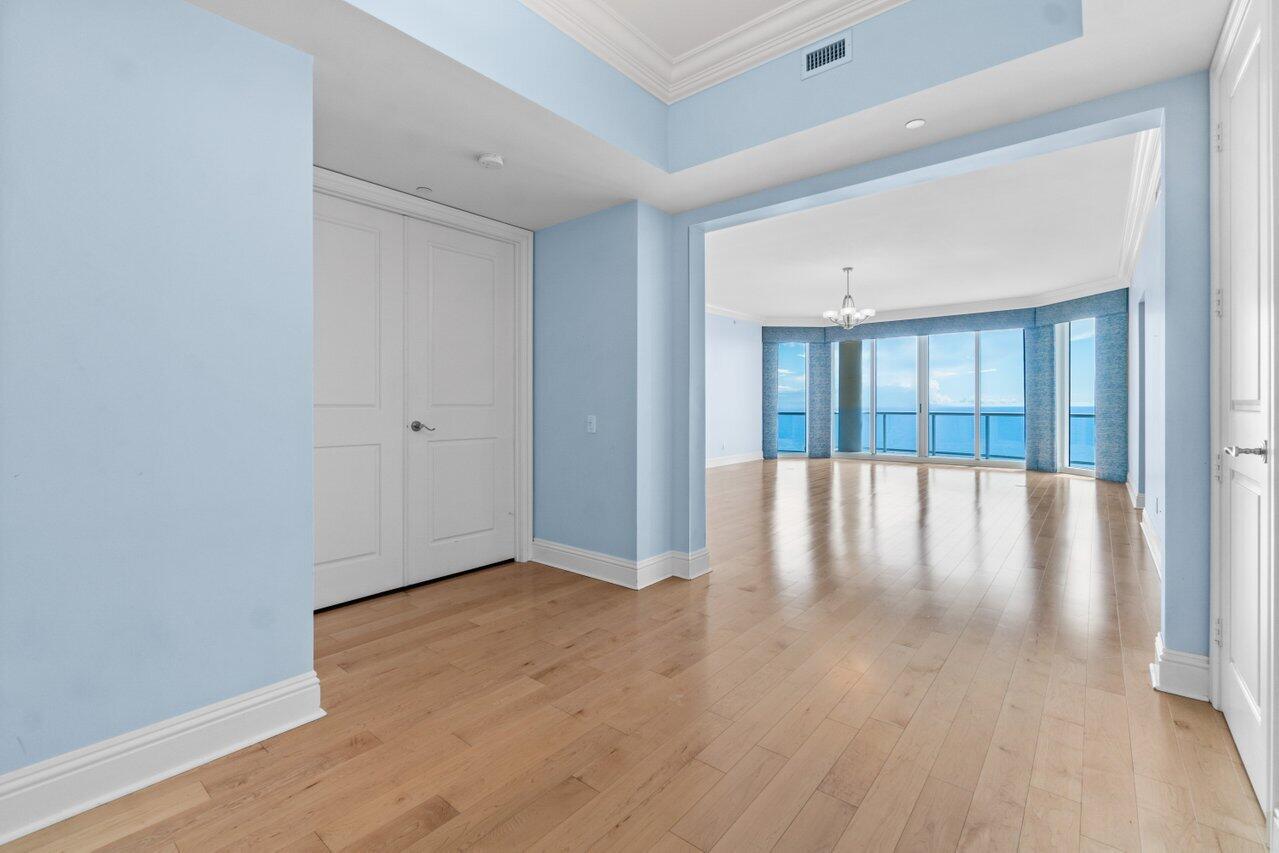 2700 NORTH OCEAN CONDO - Residential