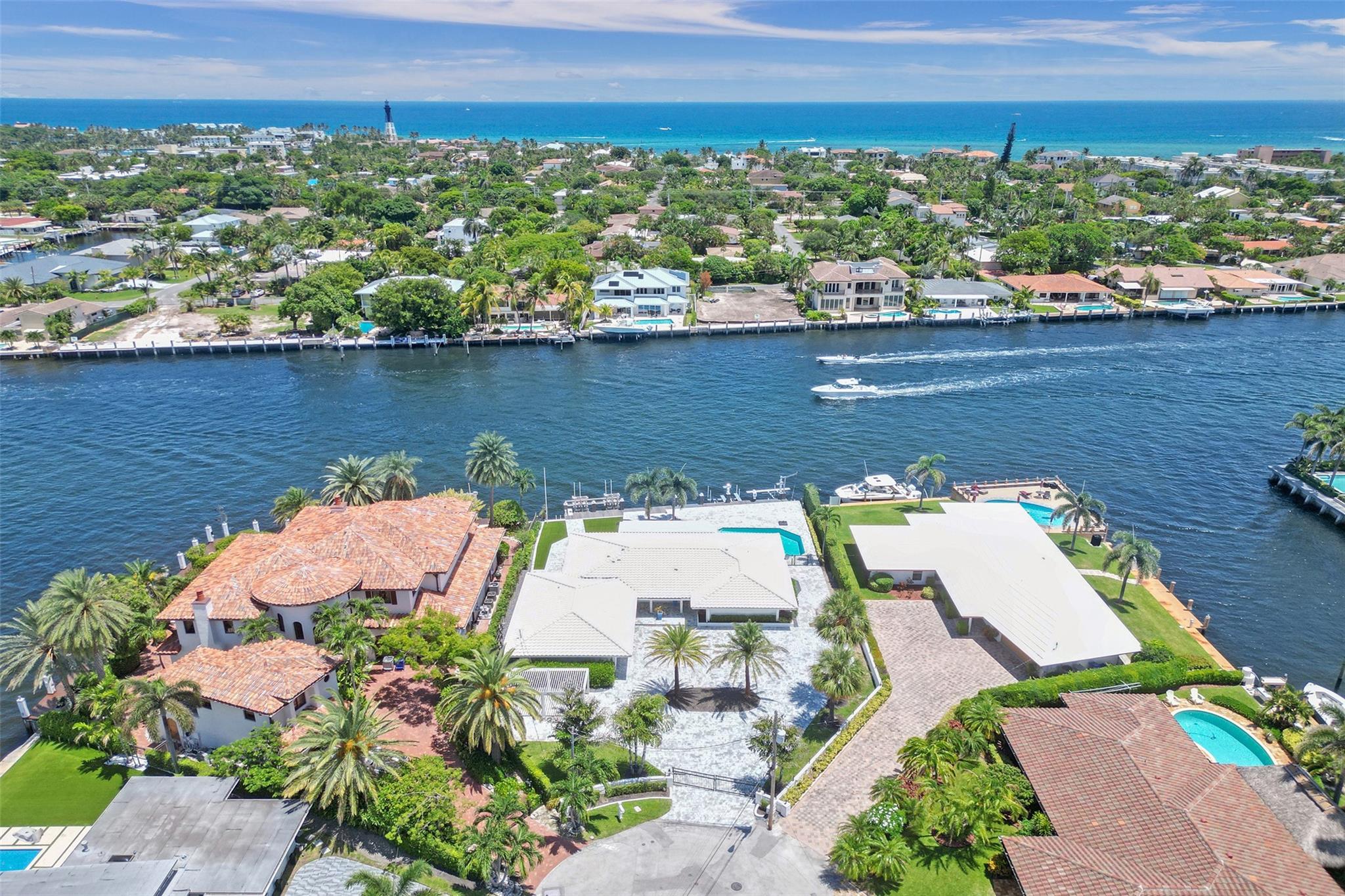 Hillsboro Harbor - Residential