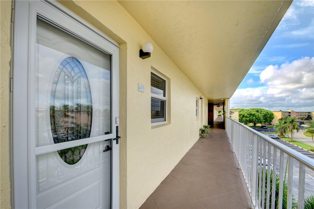 Village Royale Greenway - Residential