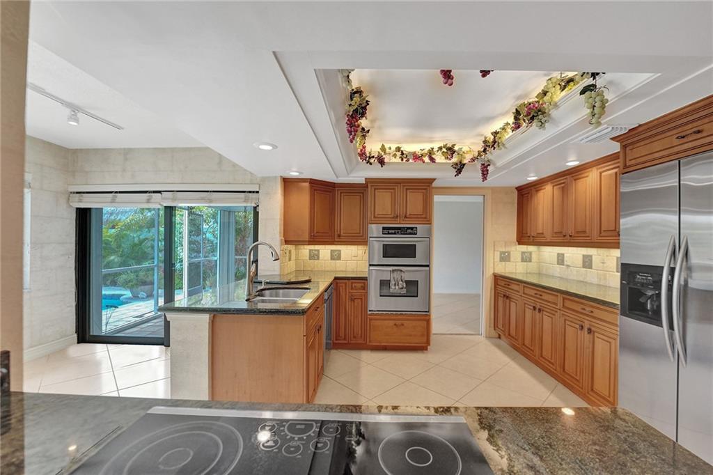 GOLF ESTATES - Residential