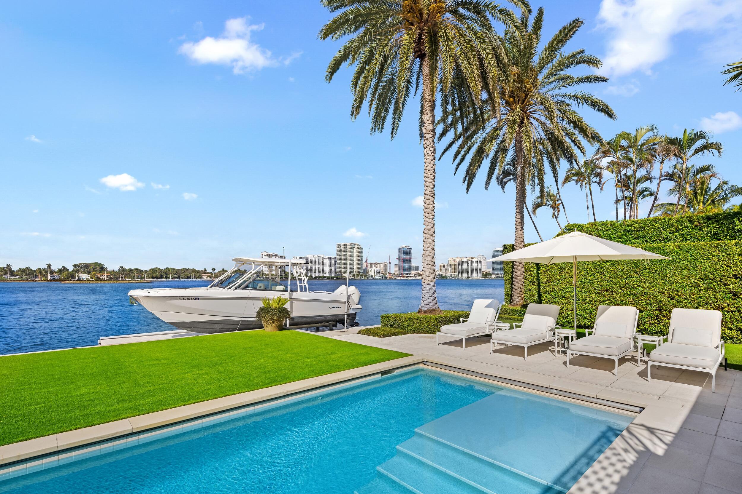 EVERGLADES ISLAND IN - Residential