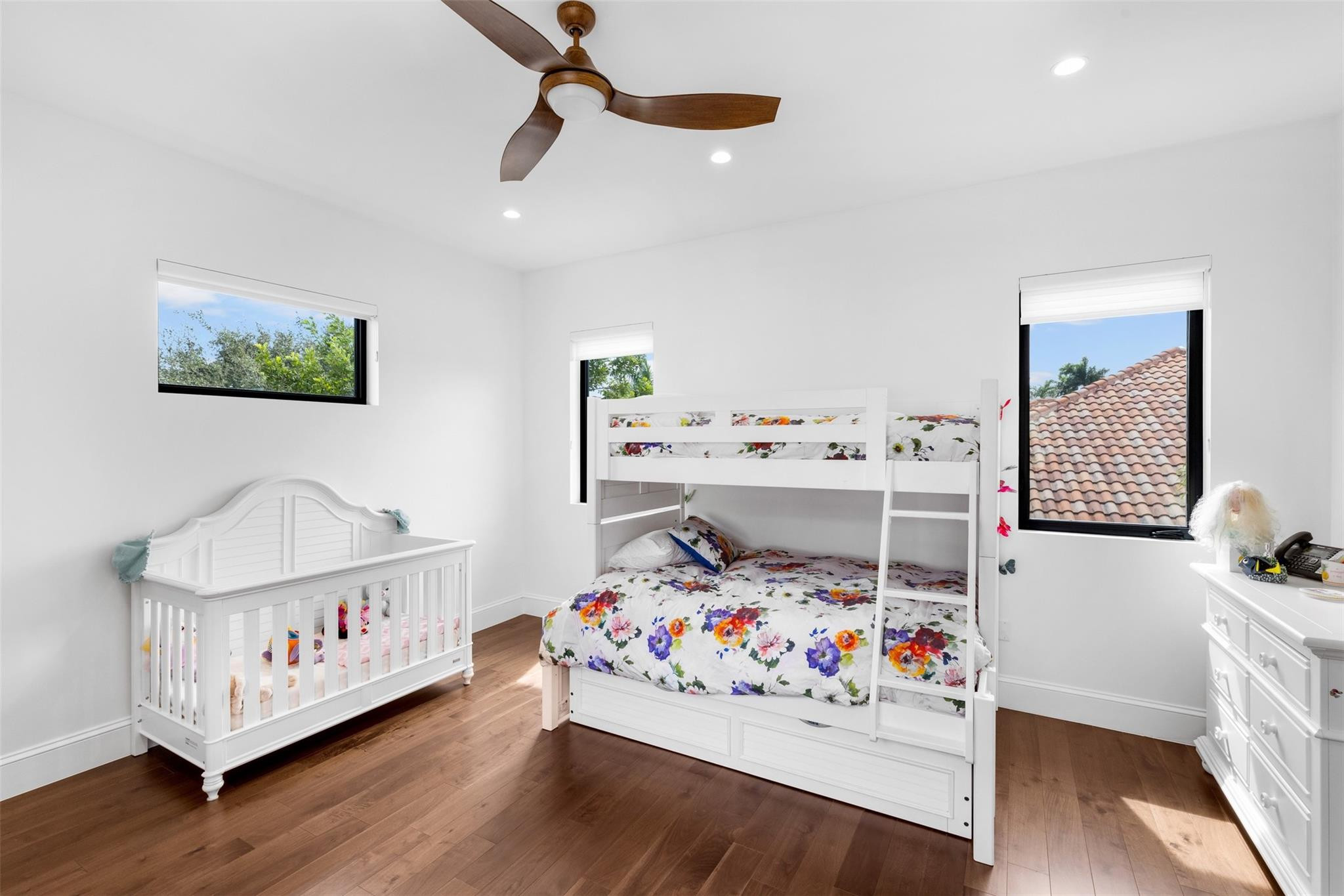 SUNRISE INTRACOASTAL - Residential