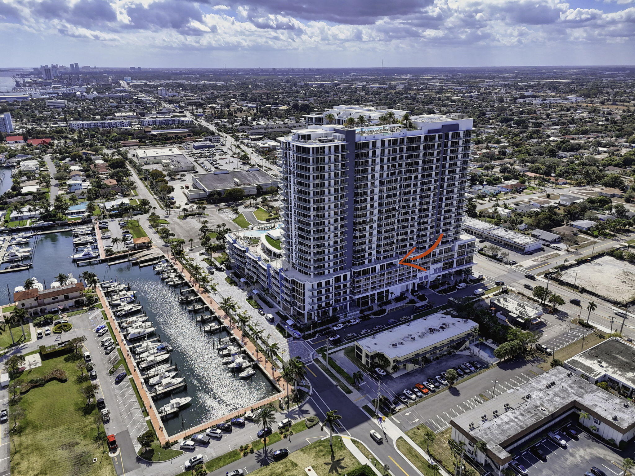 NAUTILUS 220 CONDO - Residential