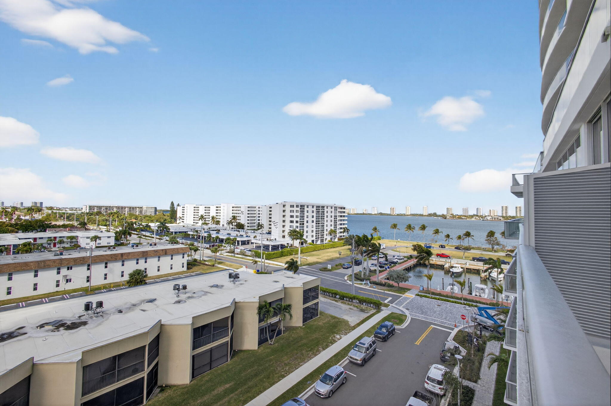 NAUTILUS 220 CONDO - Residential