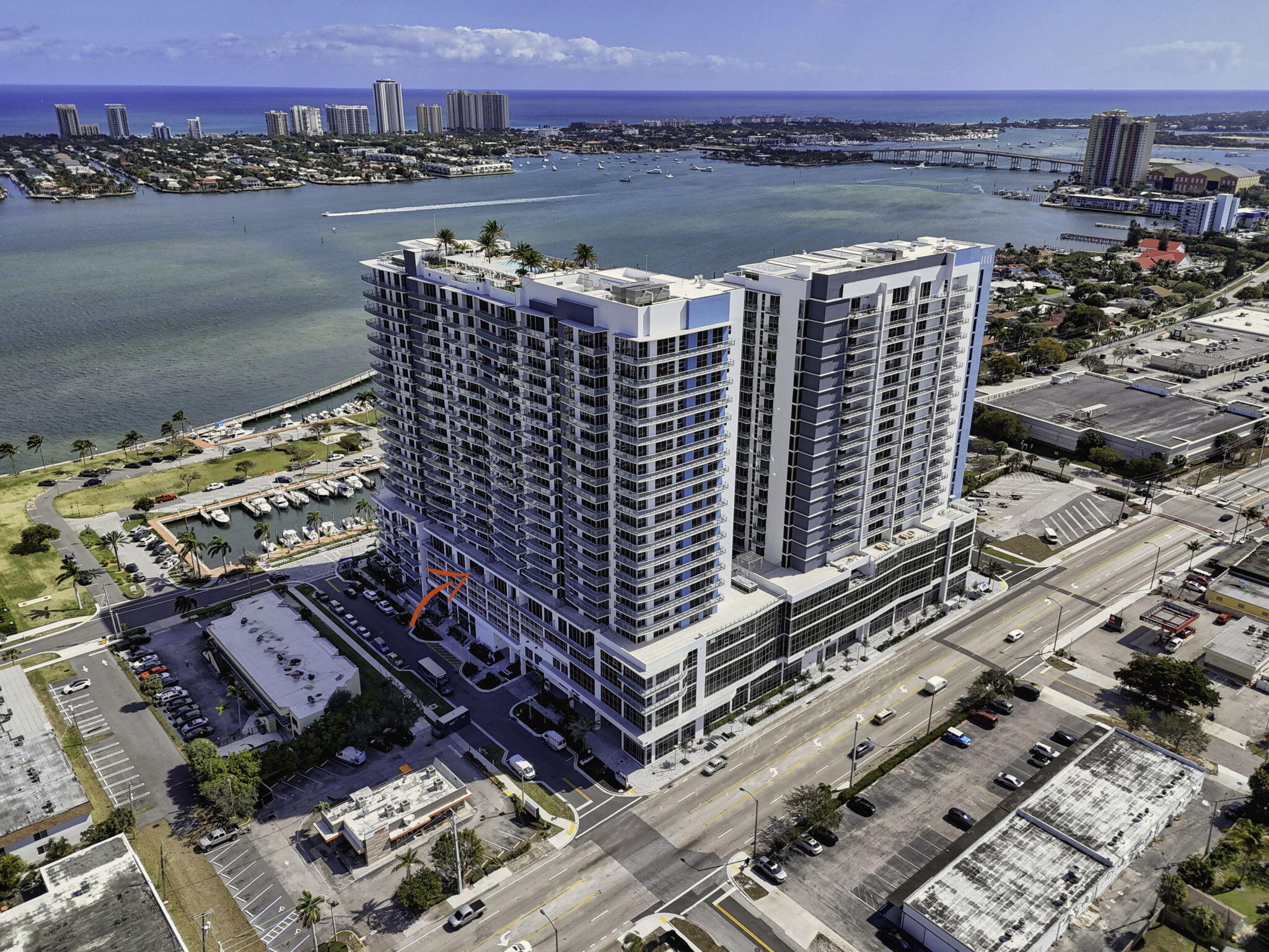 NAUTILUS 220 CONDO - Residential