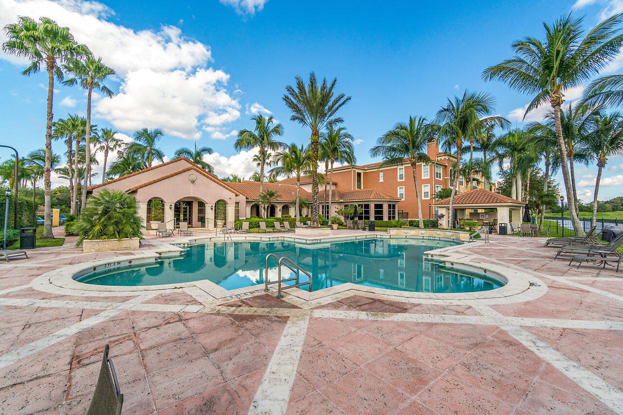 ST ANDREWS AT POLO CLUB - Residential