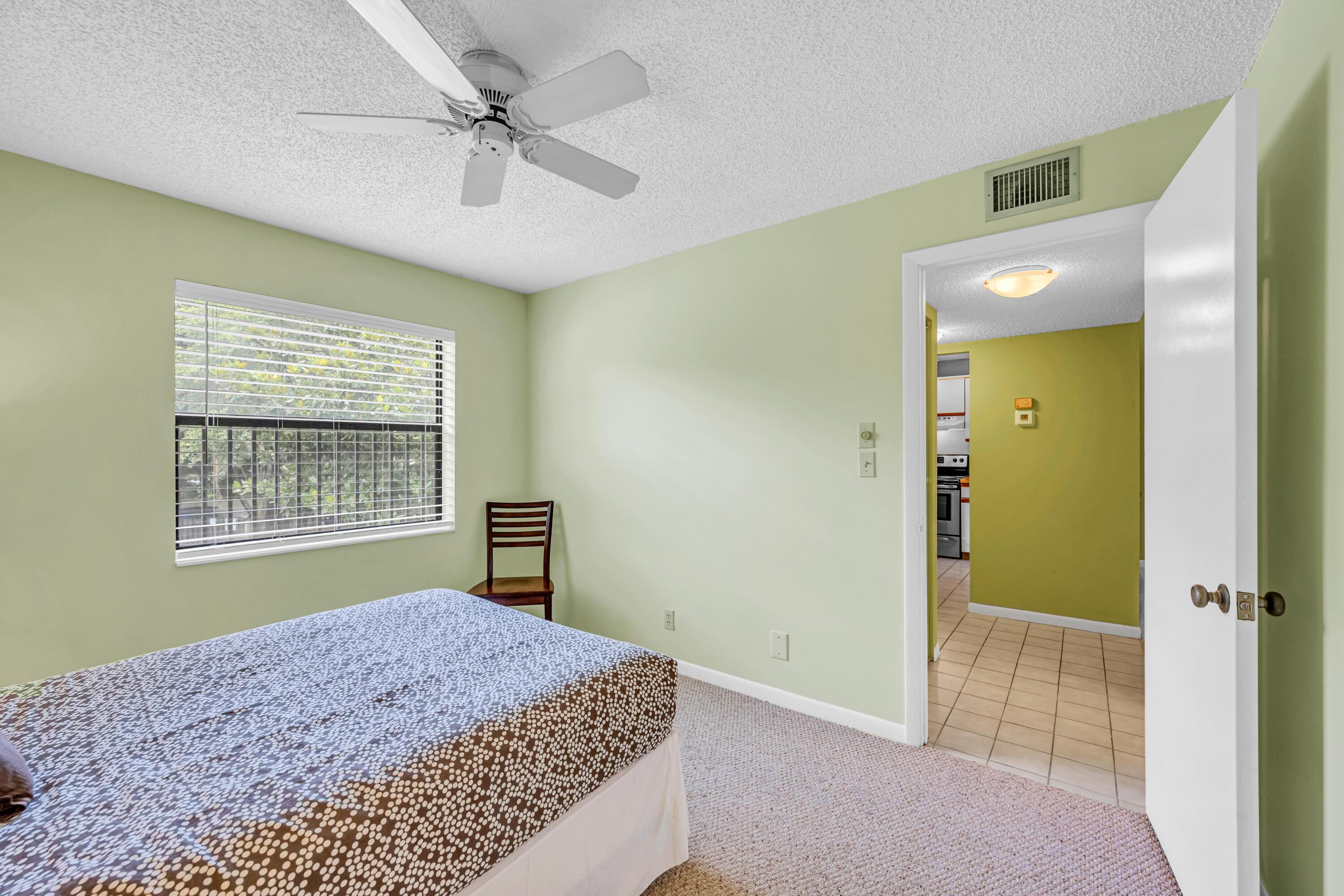 POND APPLE PLACE IV-B CONDO - Residential
