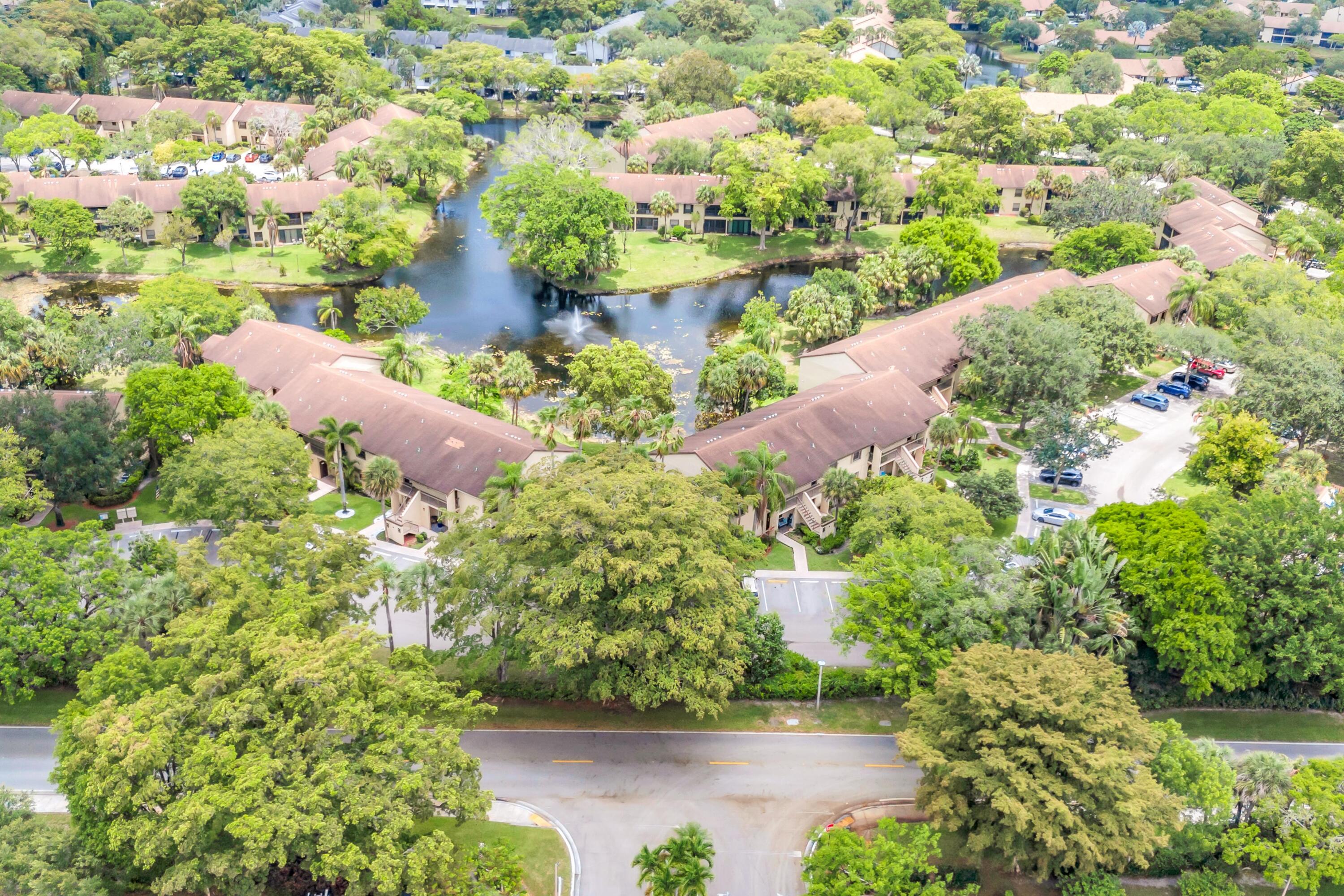 POND APPLE PLACE IV-B CONDO - Residential