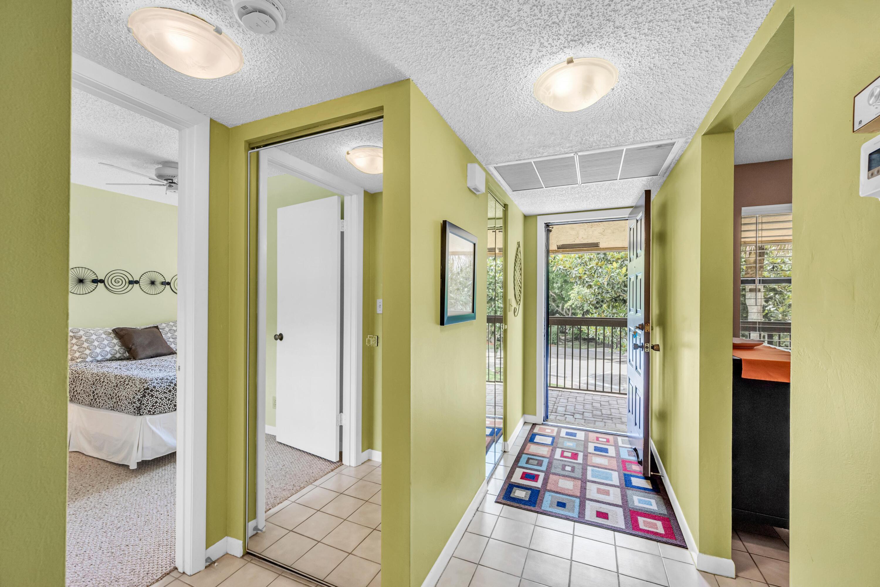 POND APPLE PLACE IV-B CONDO - Residential