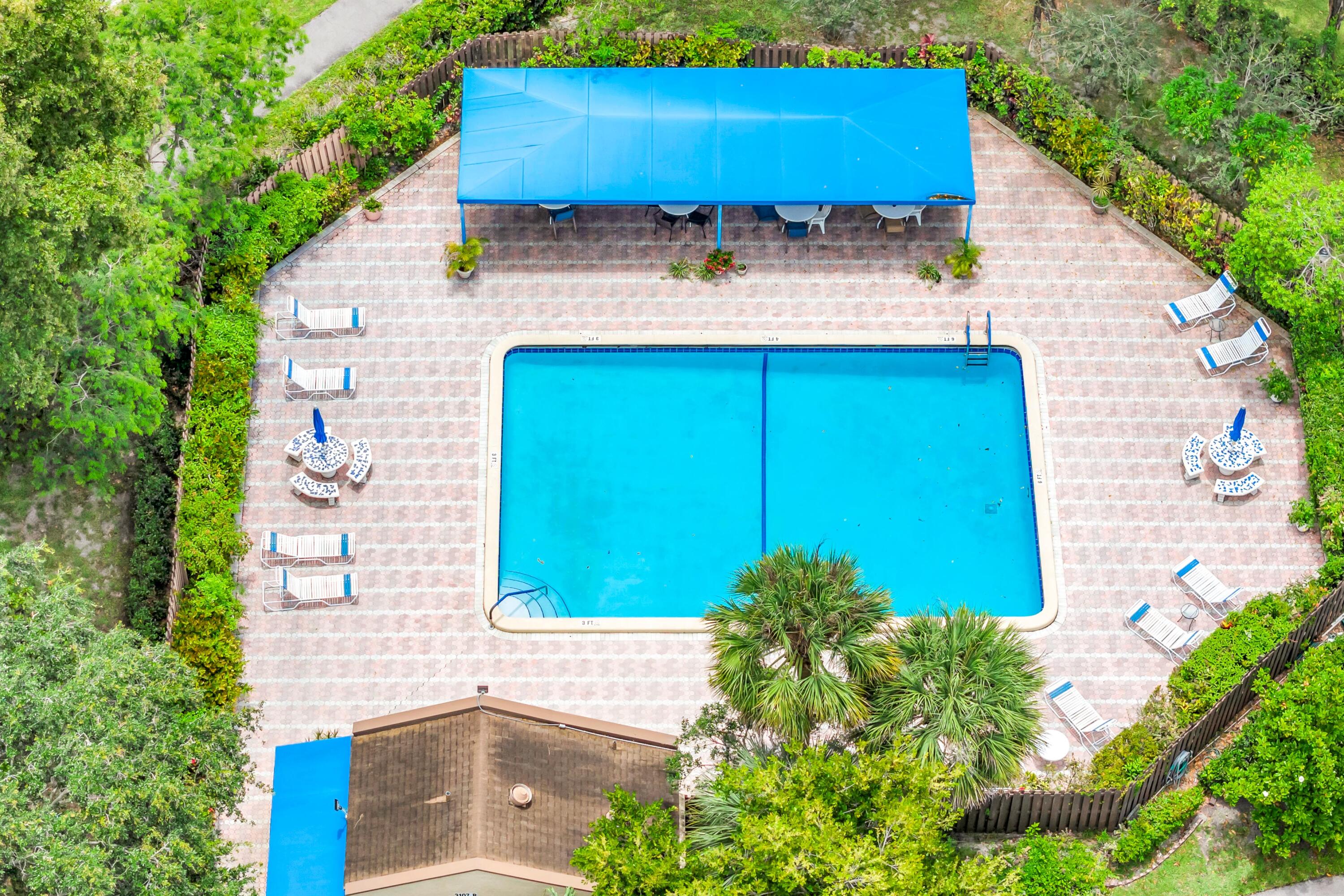 POND APPLE PLACE IV-B CONDO - Residential