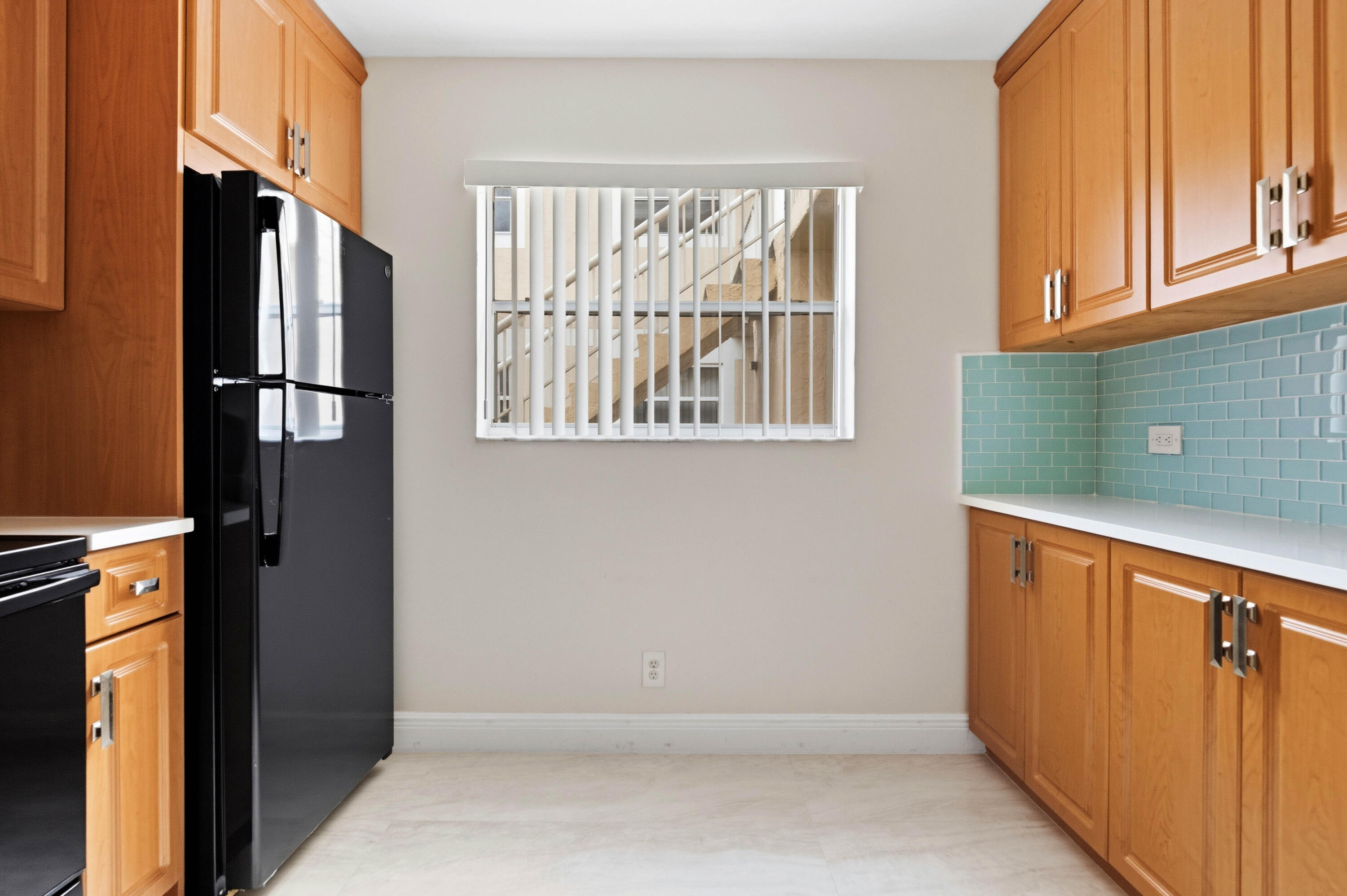 ROYAL GARDEN CONDO - Residential