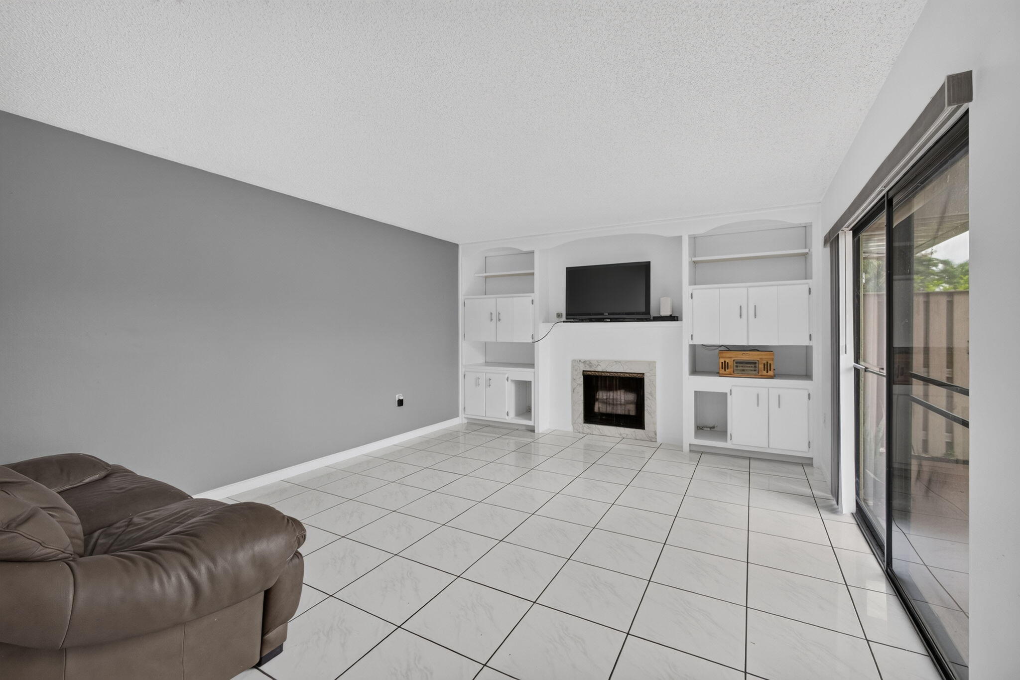 MERIDIAN PARK - Residential