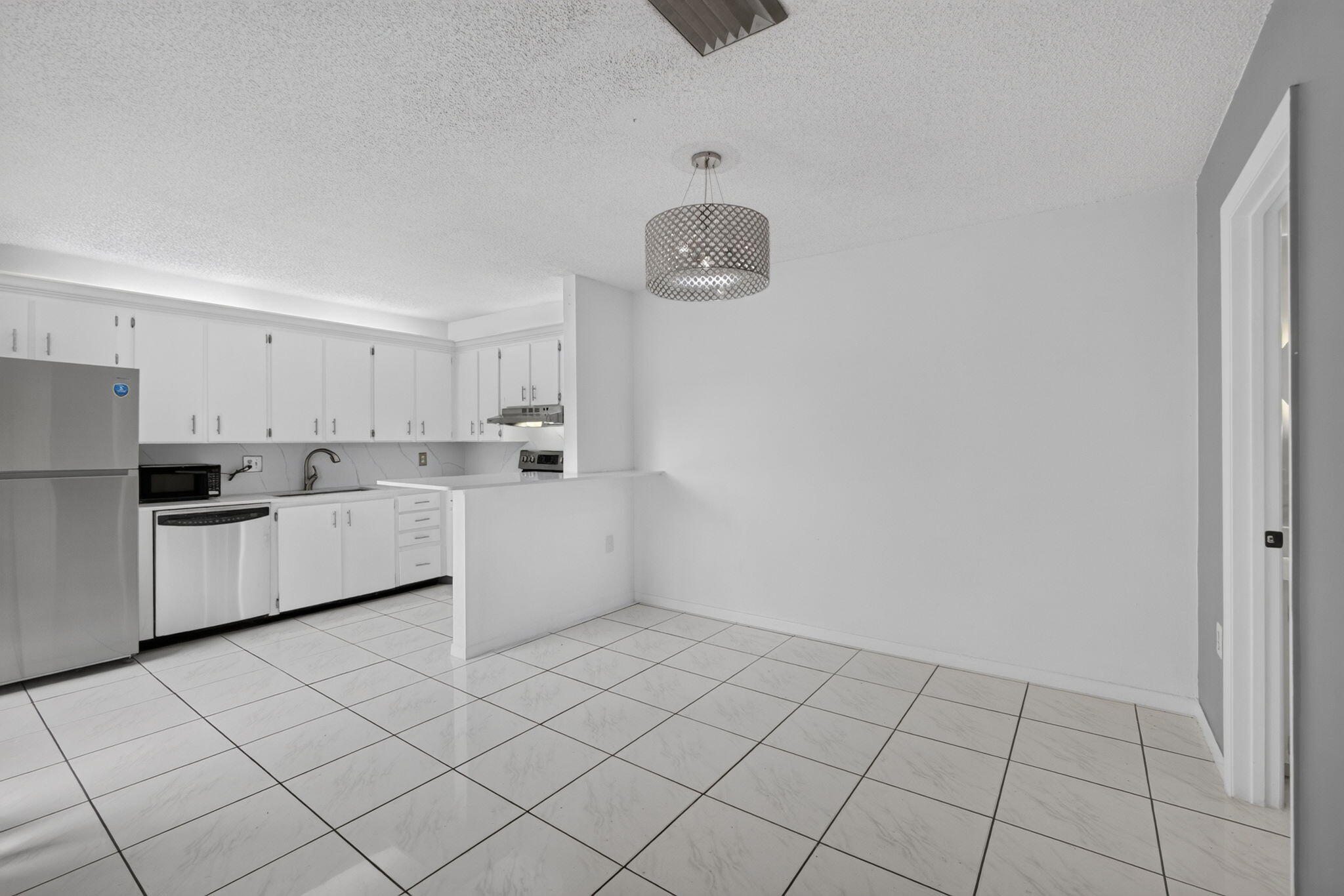 MERIDIAN PARK - Residential