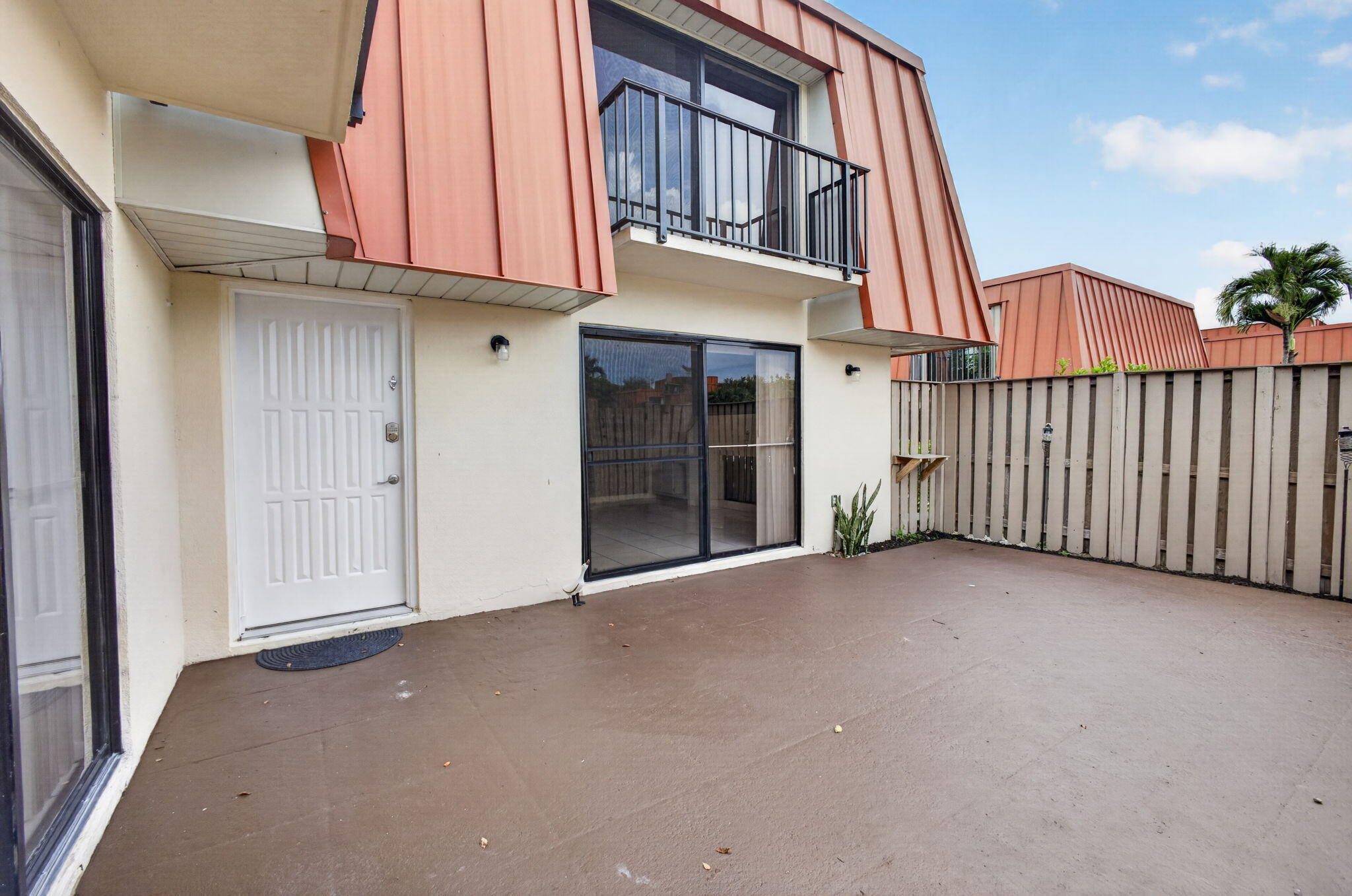 MERIDIAN PARK - Residential