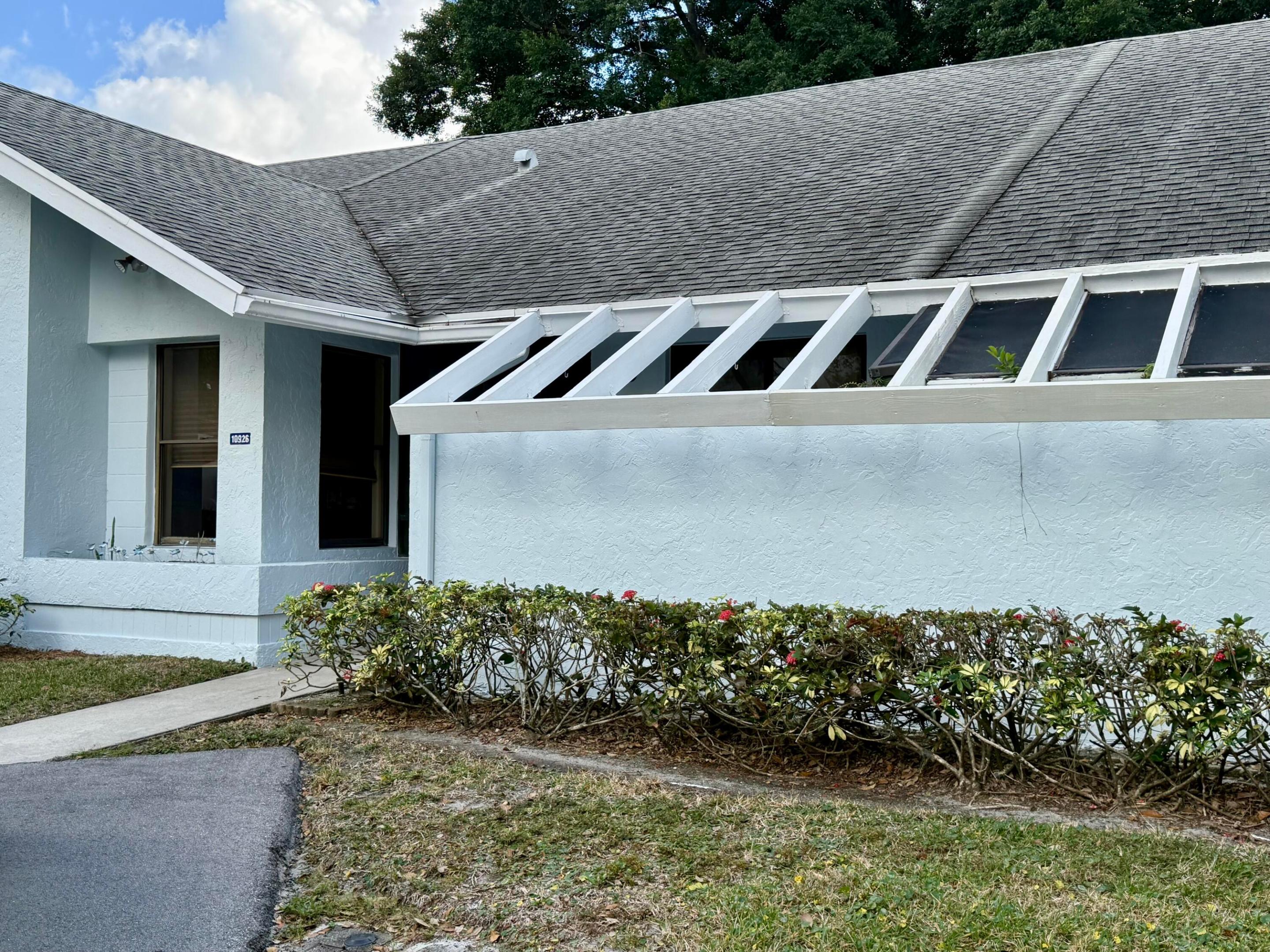 WATERBERRY VILLAS - Residential