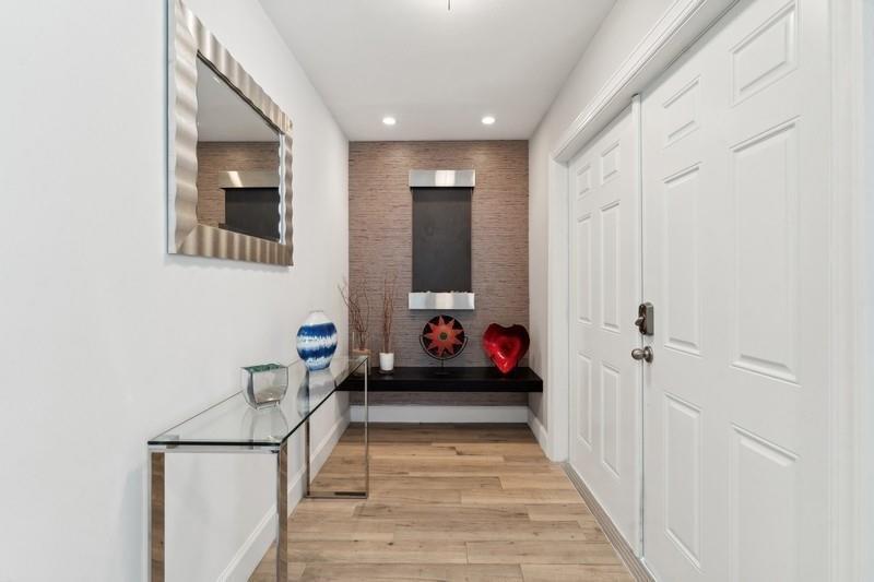 LITTLE HARBOR ON THE HILLSBORO - Residential
