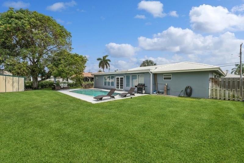 LITTLE HARBOR ON THE HILLSBORO - Residential