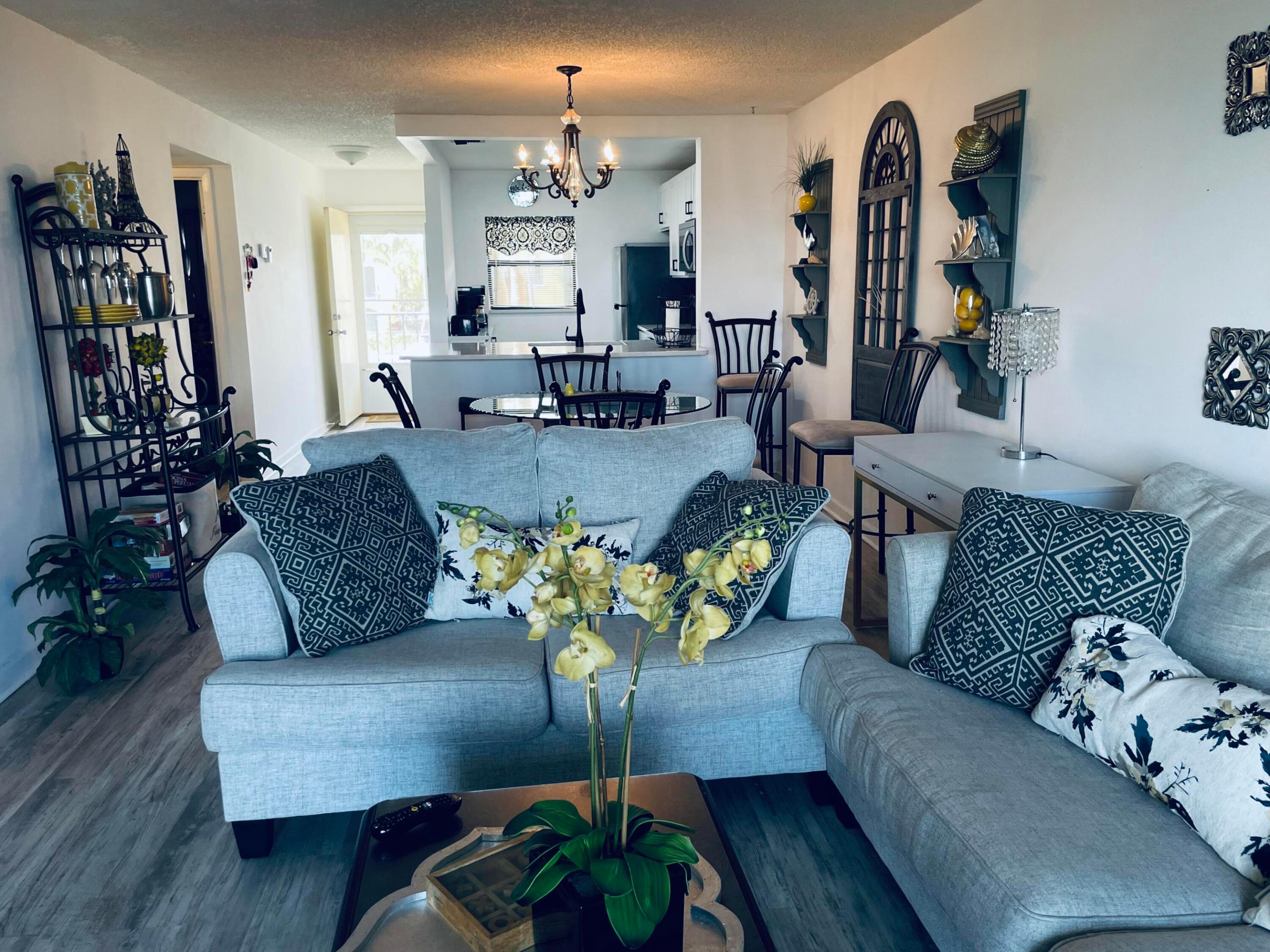 SAND DOLLAR VILLAS CONDOMINIUM B - Residential