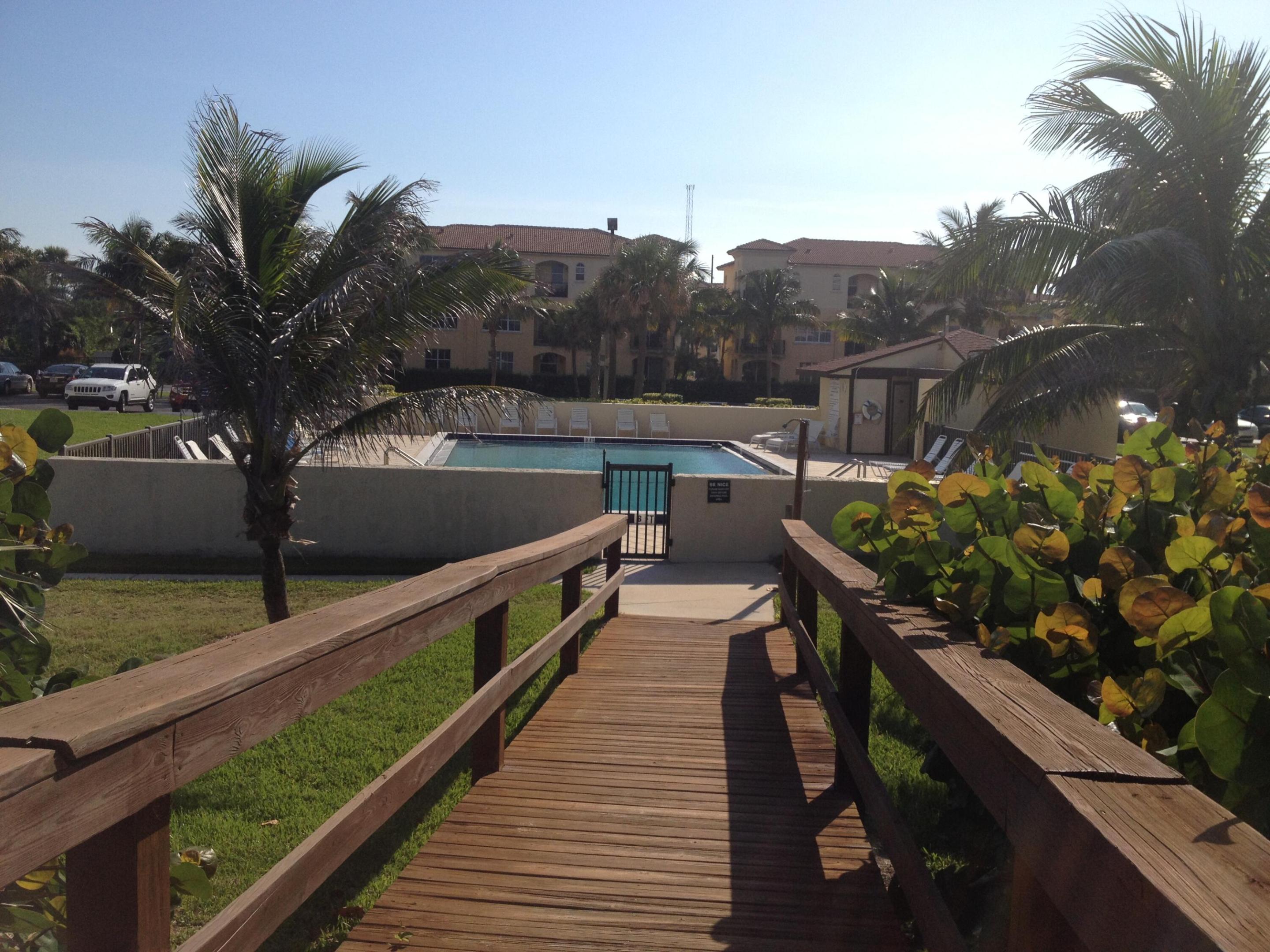 SAND DOLLAR VILLAS CONDOMINIUM B - Residential
