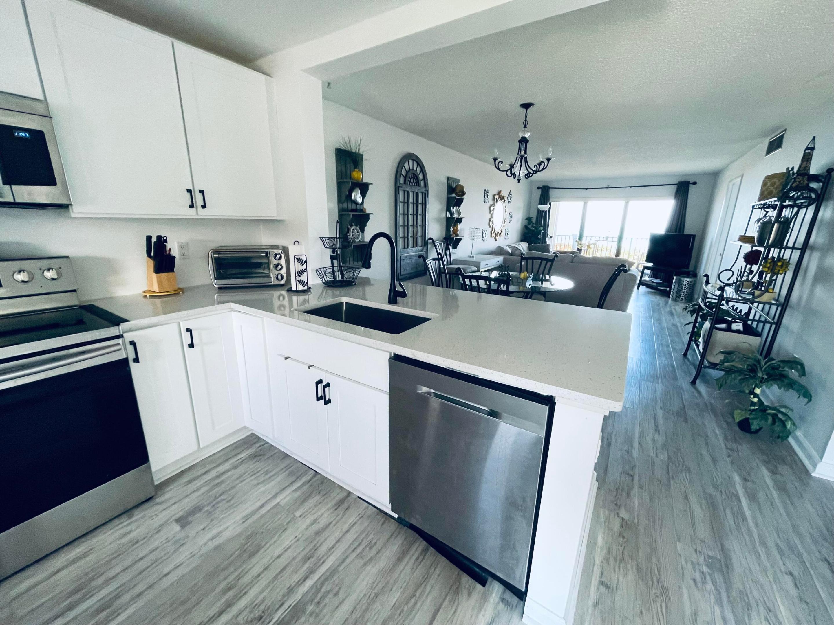 SAND DOLLAR VILLAS CONDOMINIUM B - Residential
