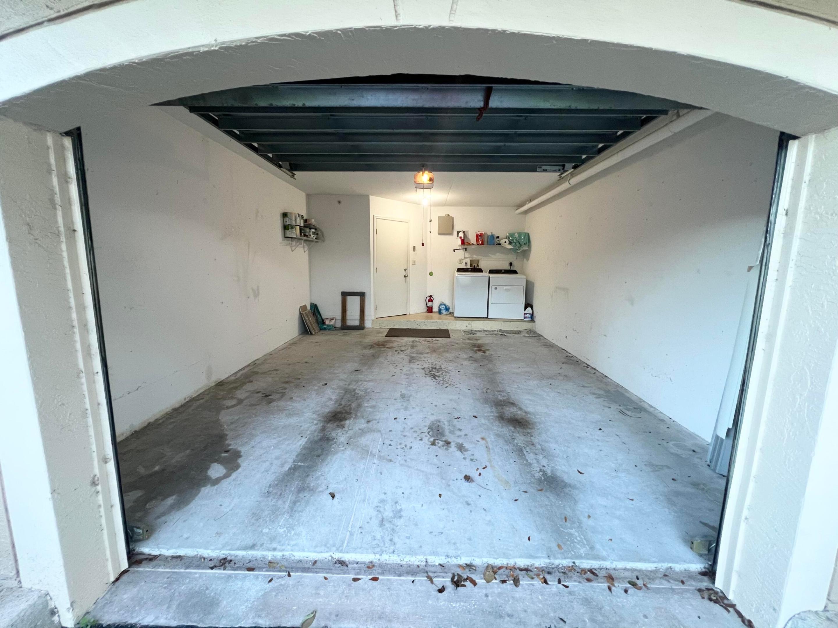GRAND VIEW AT CRESTWOOD CONDO - Residential Lease