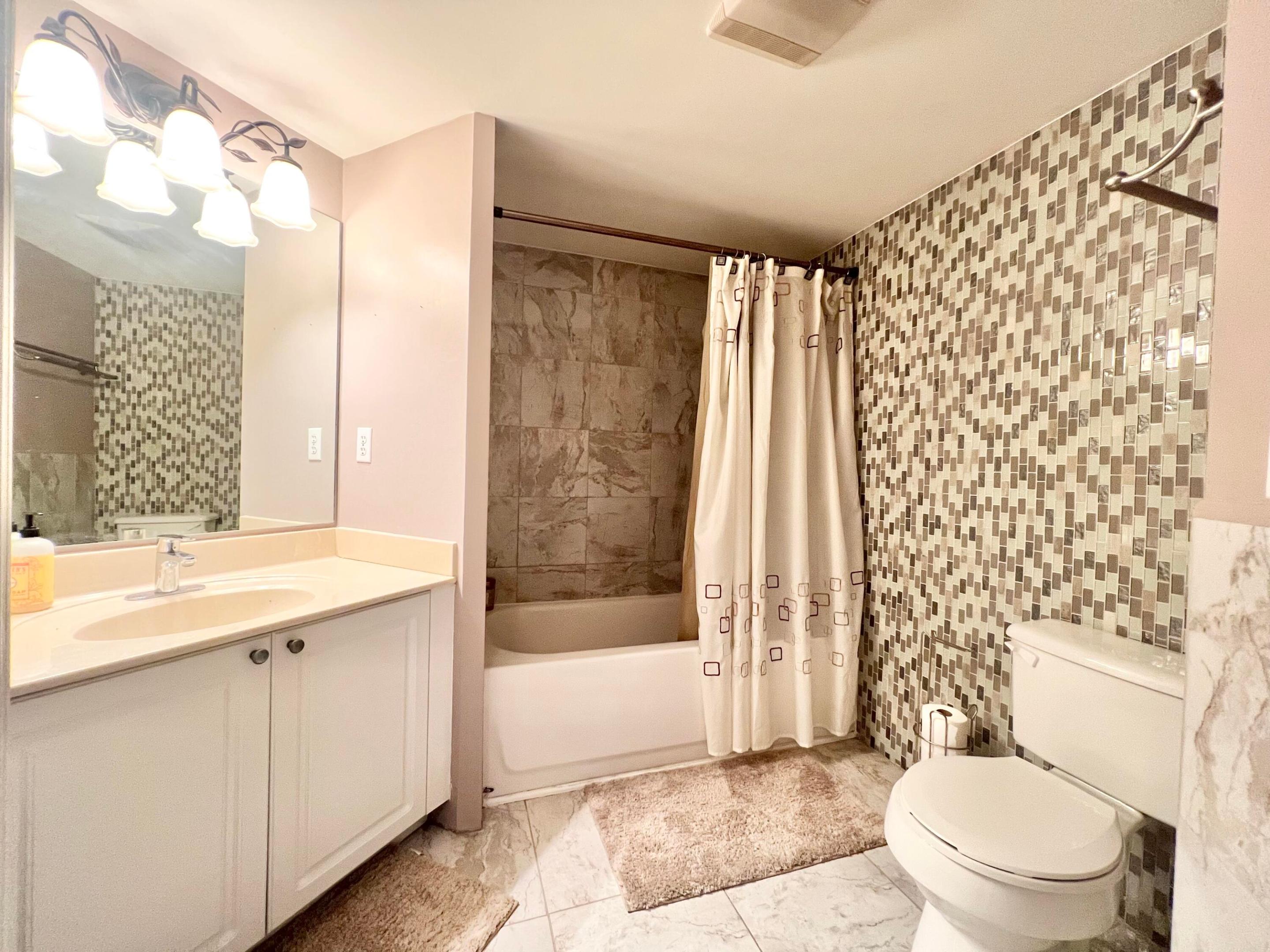 GRAND VIEW AT CRESTWOOD CONDO - Residential Lease